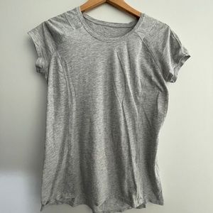 Lululemon T-shirt
